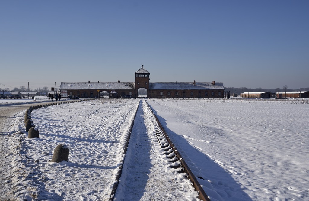 A photo of the entrance to Auschwitz-II.