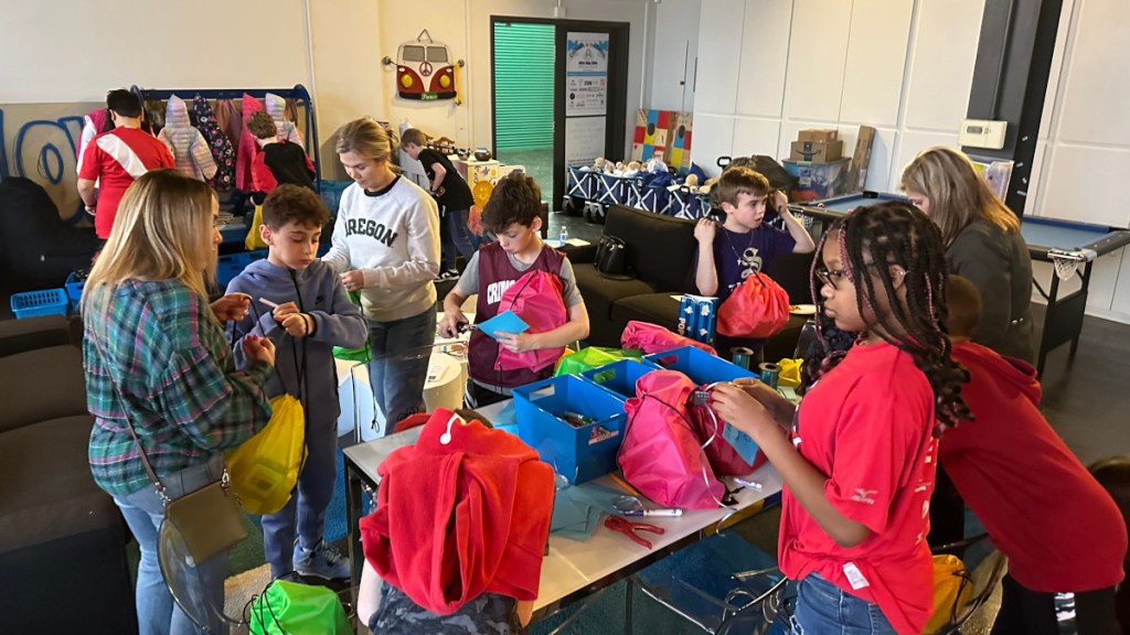Holy Innocents' Episcopal School students fill backpacks headed for Sandy Springs students enrolled in the summer Horizons Atlanta program. (Horizons Atlanta)