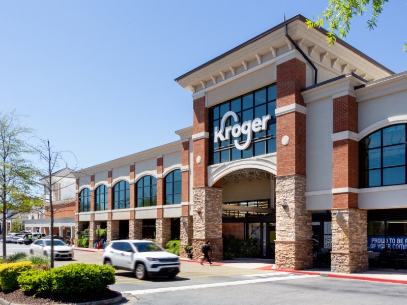 Fountain Oaks shopping center in Sandy Springs.