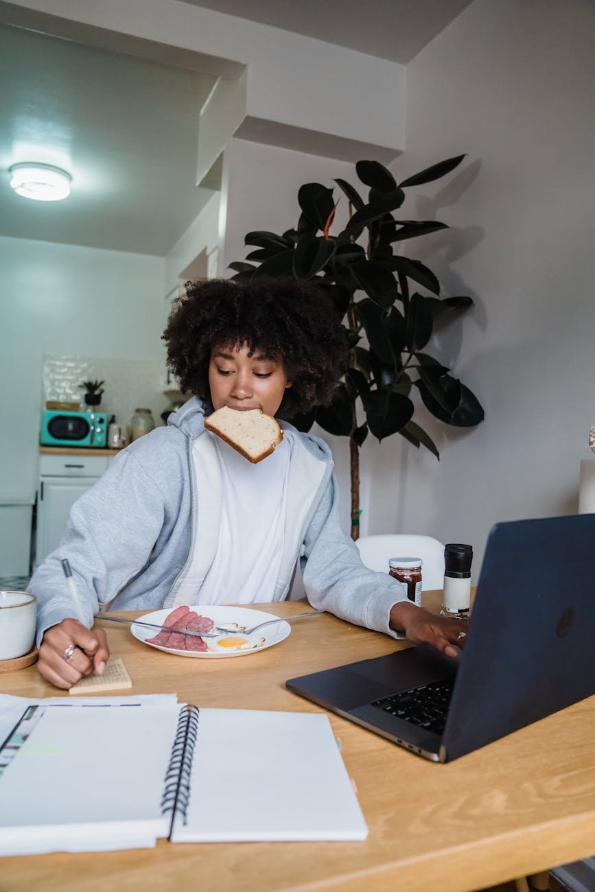 Snacking habits change during finals week - Rough Draft Atlanta
