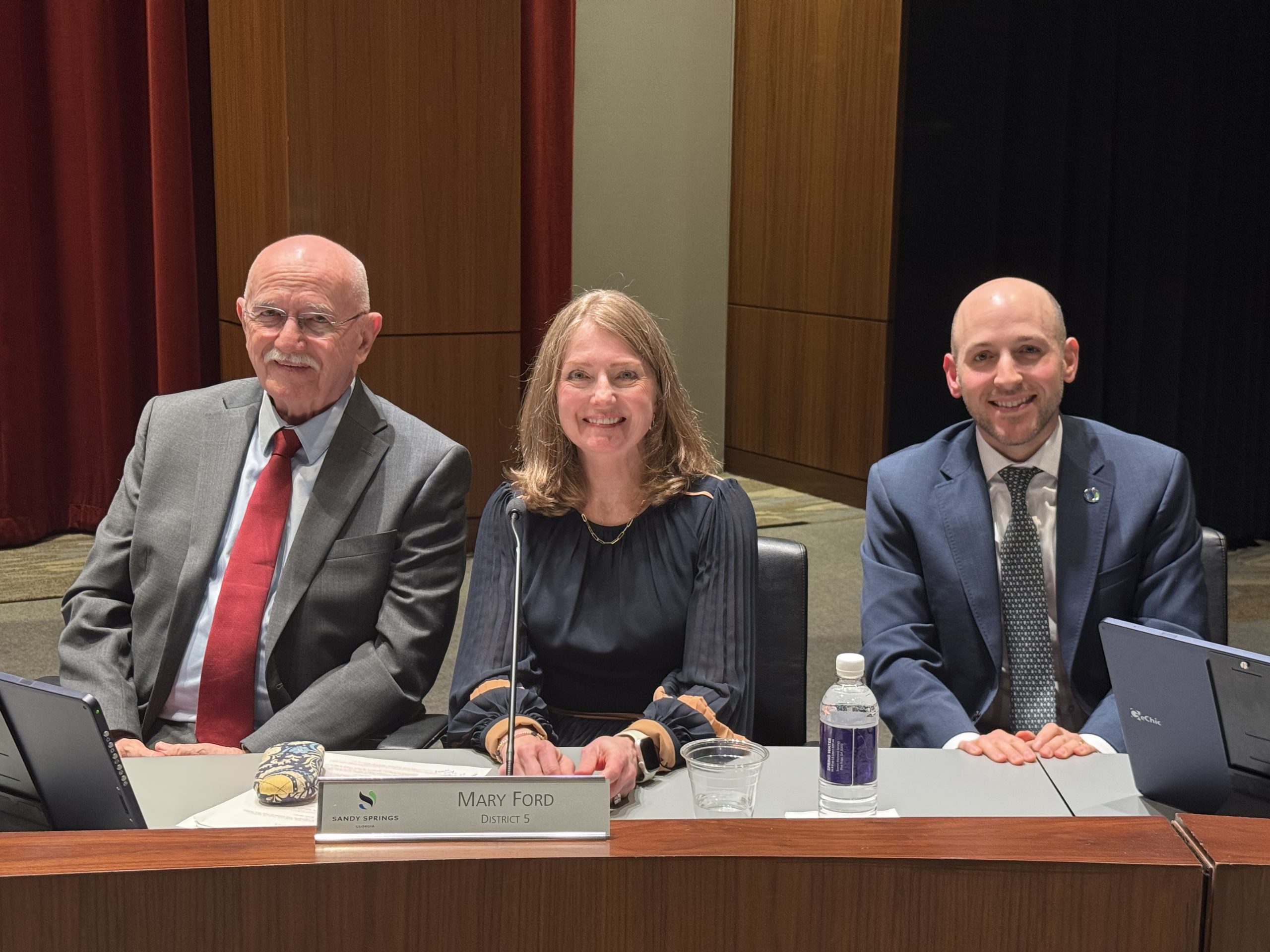 Fresh faces join the Sandy Springs City Council, Paul takes reigns again as mayor