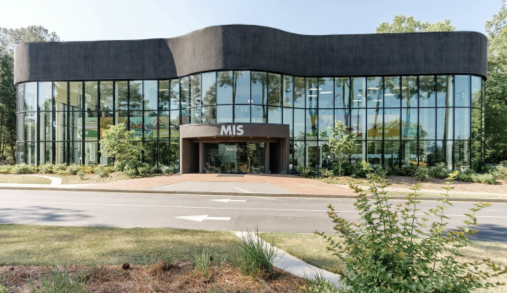 Amid financial crisis, Midtown International School parents discover building purchased by board member