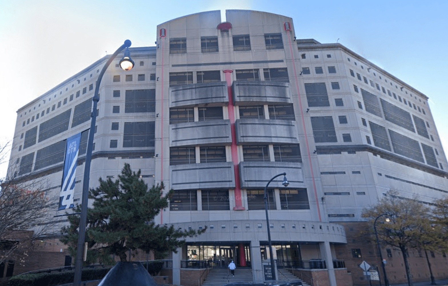 Fulton County asks Atlanta for quick deal on city detention center