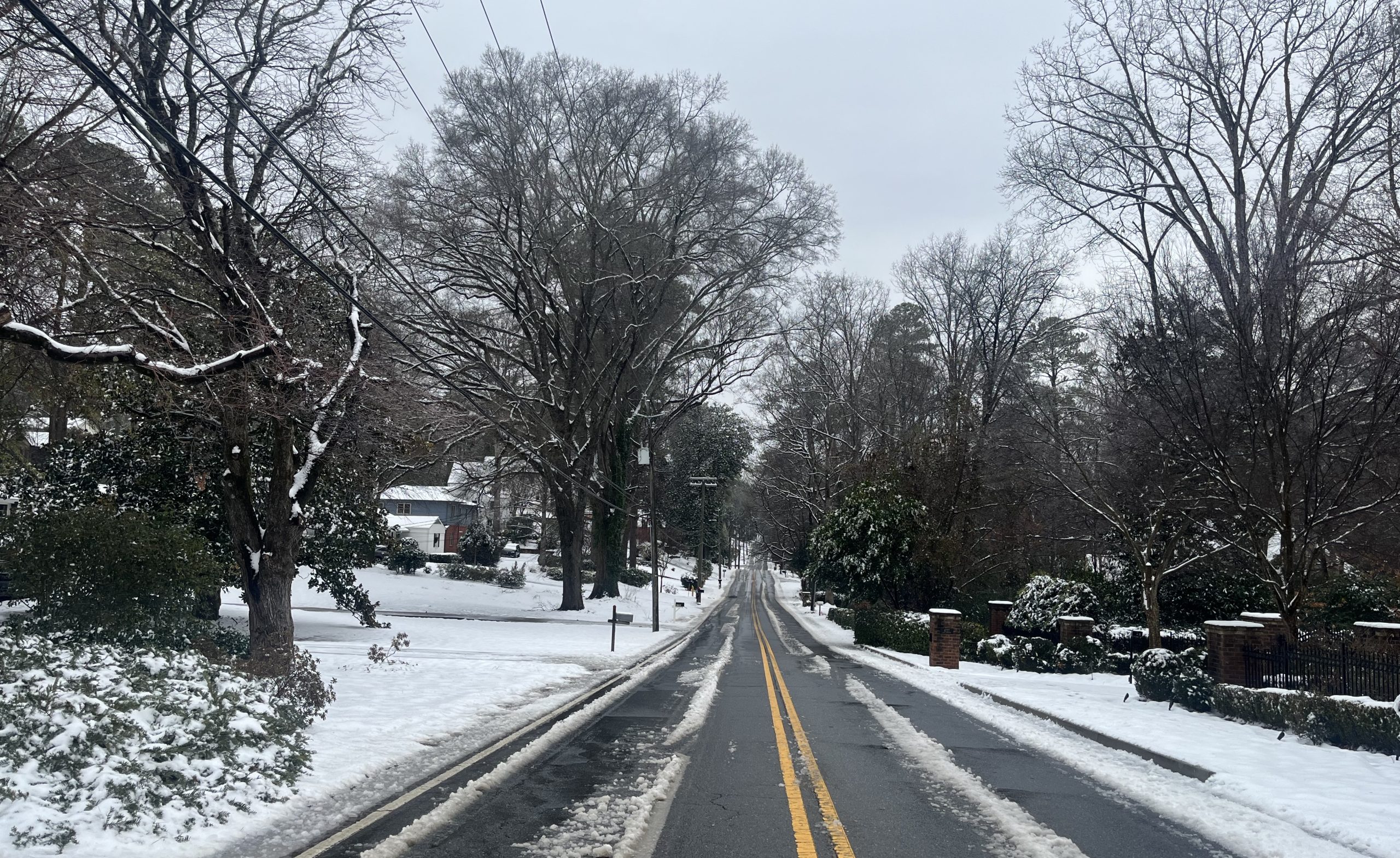Sandy Springs sidewalk extension approved, council working to connect to Chastain Park