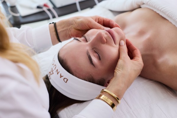 Atlanta dermatologists talk restorative cold-weather skincare