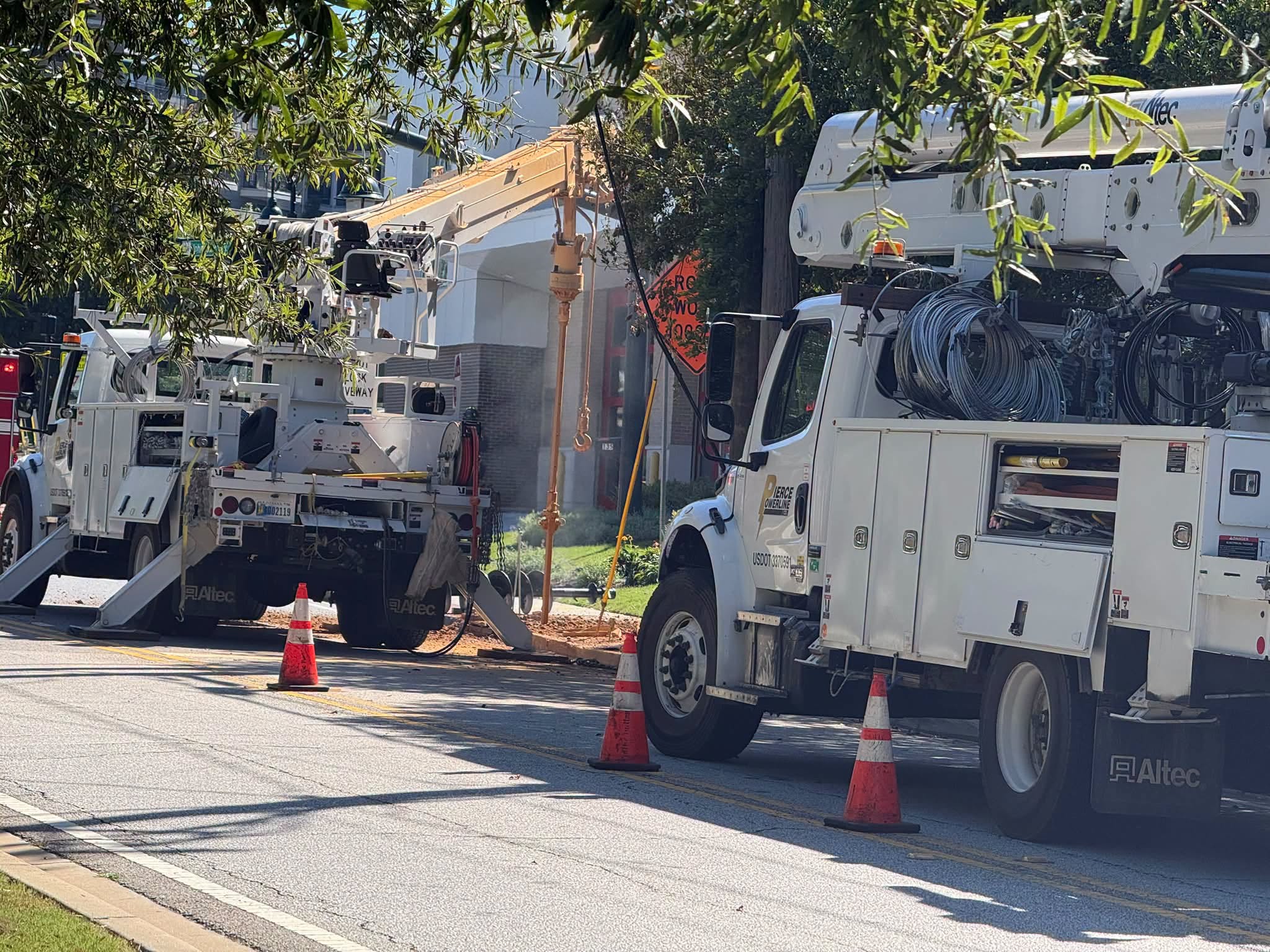 Gas main damage closes Johnson Ferry Road indefinitely | Rough Draft®